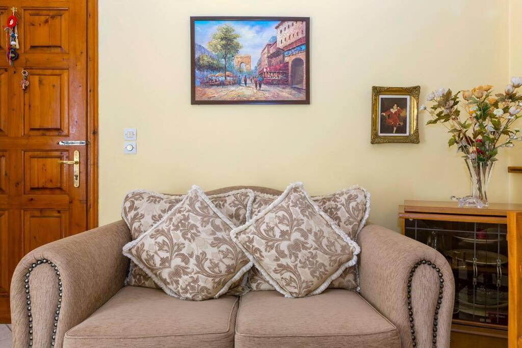 Ria'S Apartment In Corfu Town Экстерьер фото