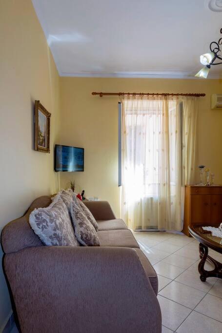 Ria'S Apartment In Corfu Town Экстерьер фото