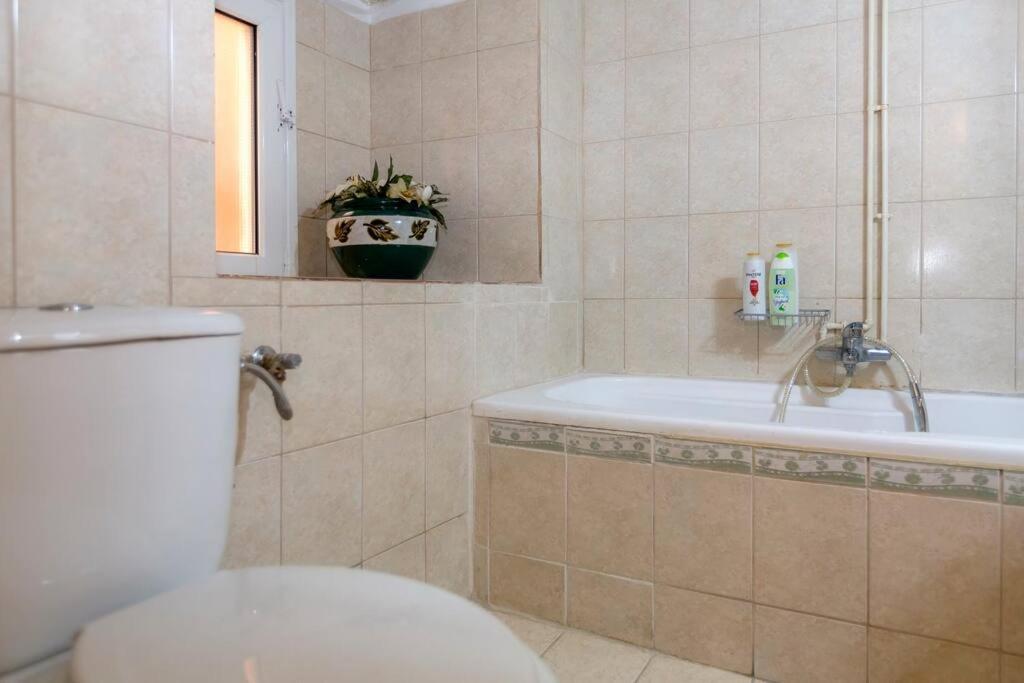 Ria'S Apartment In Corfu Town Экстерьер фото