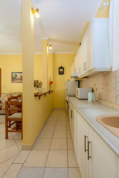 Ria'S Apartment In Corfu Town Экстерьер фото